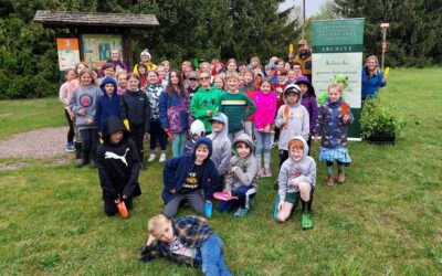 Young Guardians of Nature: Students Plant Archangel Clones to Revitalize Boardman River